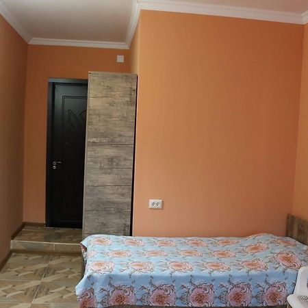 Guest House Barbi Kobuleti ภายนอก รูปภาพ