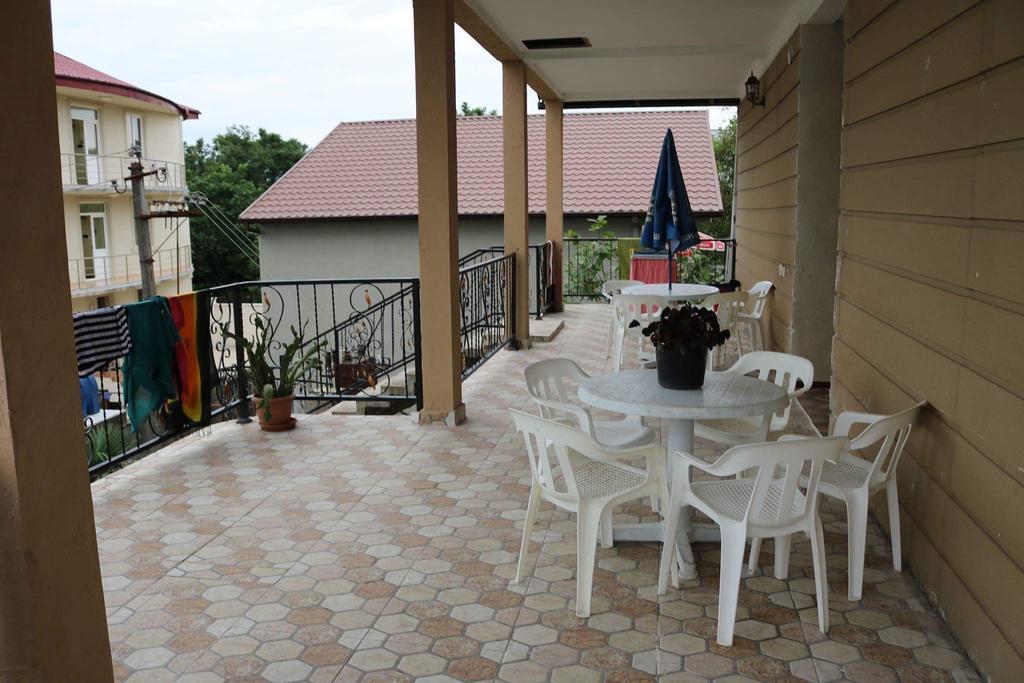 Guest House Barbi Kobuleti ภายนอก รูปภาพ